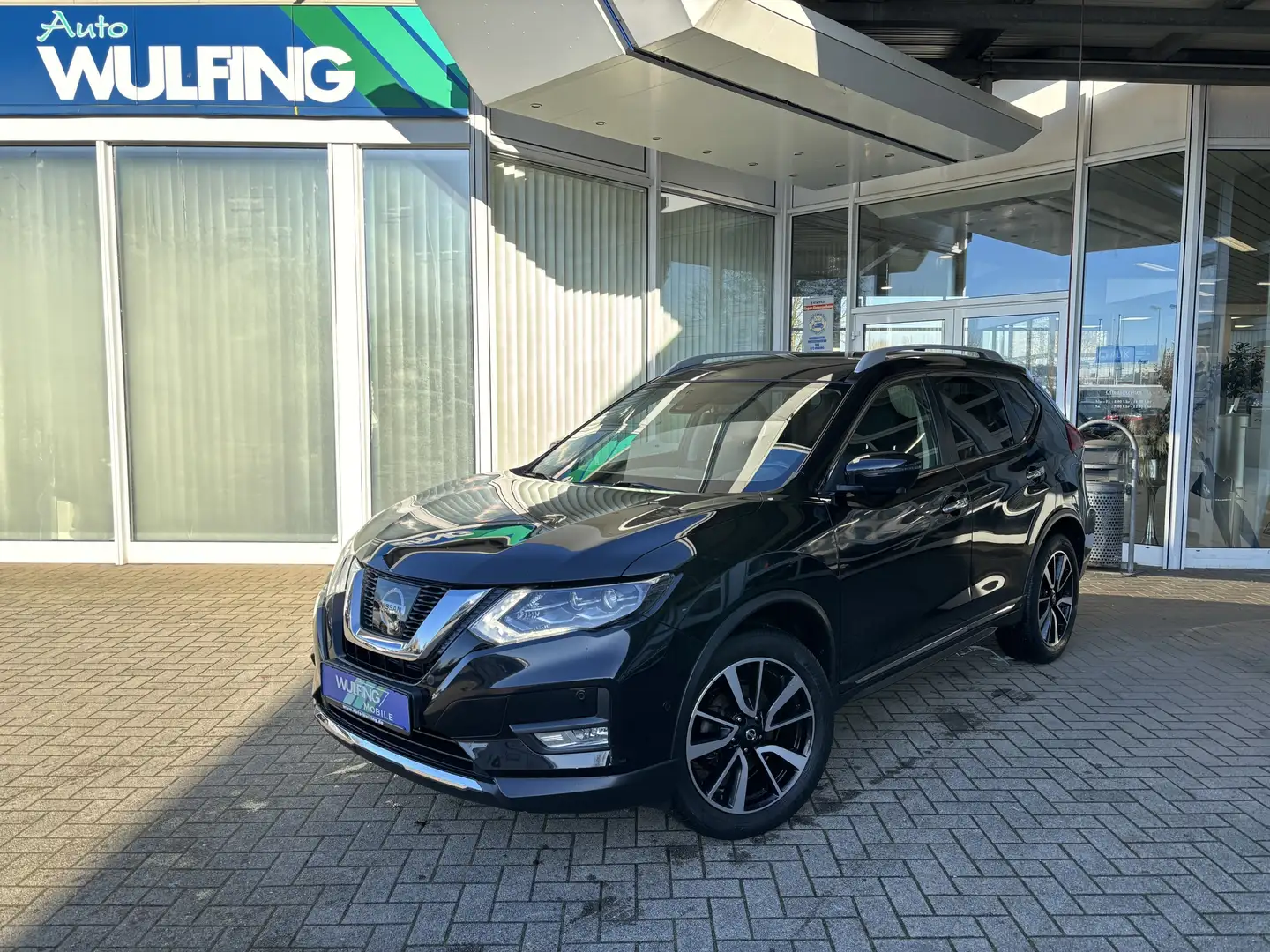 Nissan X-Trail 1.6 Tekna LED PANO NAVI LEDER FLA TEMP. Noir - 1