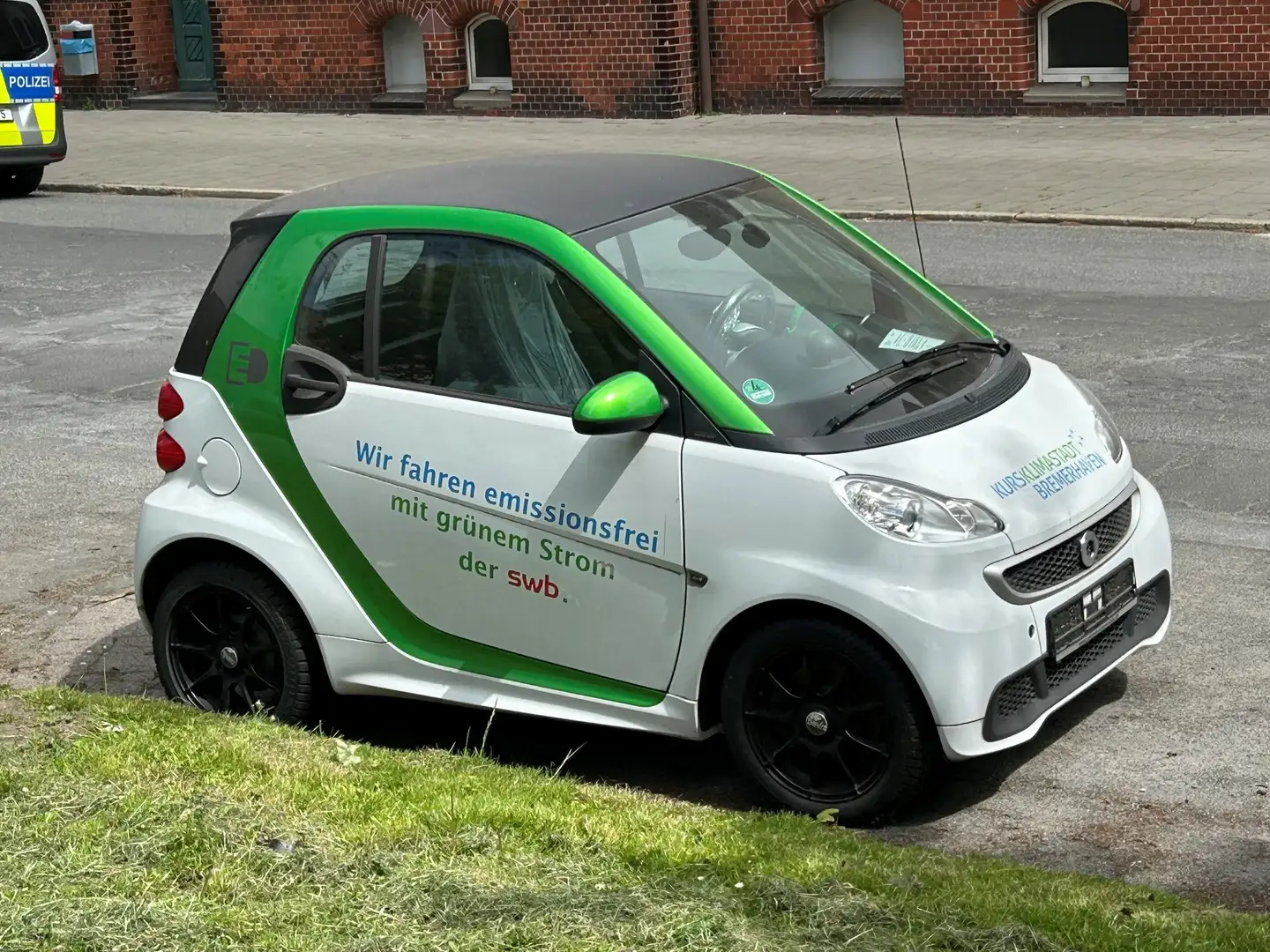 smart forTwo coupe electric drive 1 Hand - 2