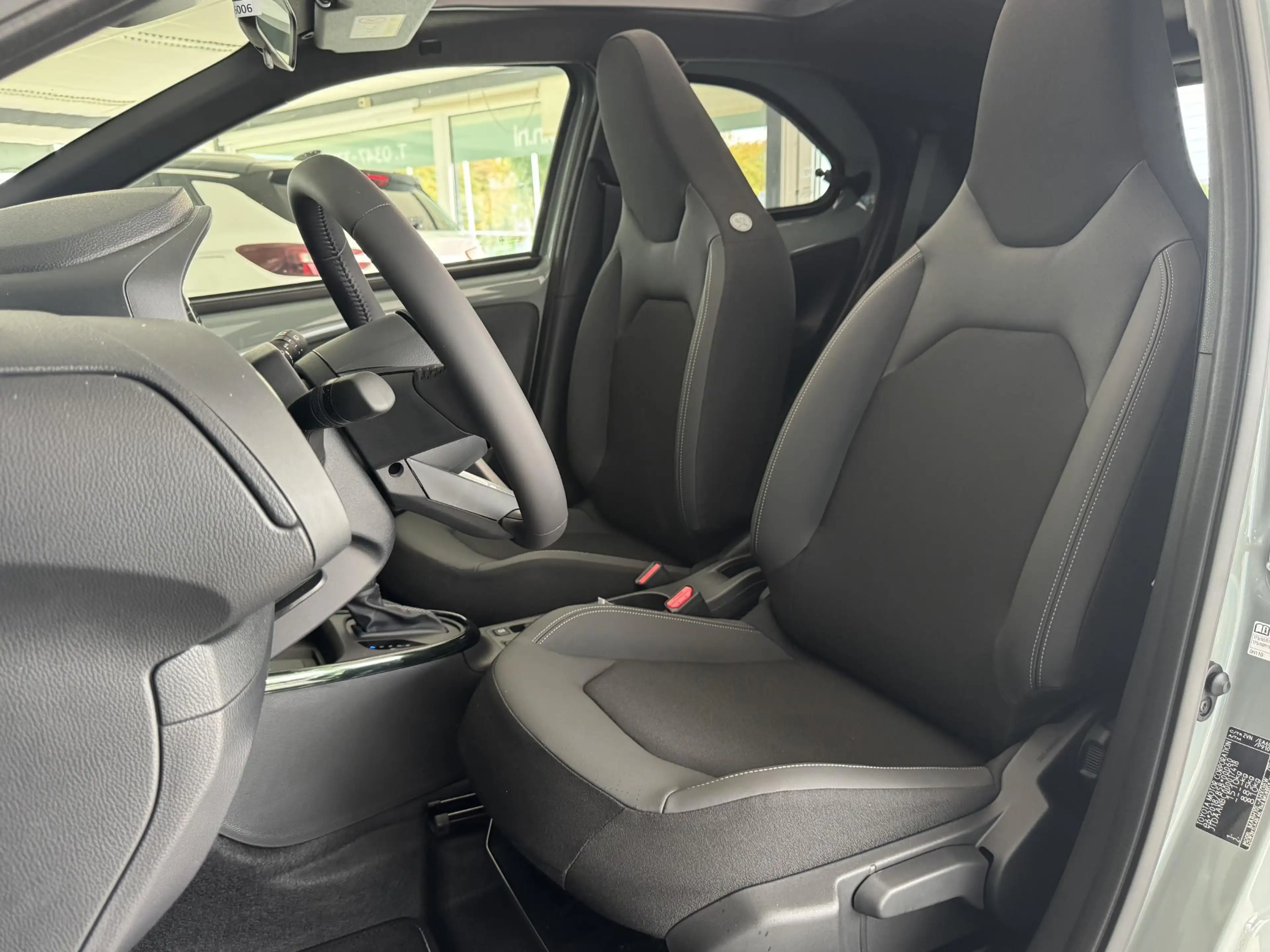 Toyota Aygo X Hybrid 115 envy JBL Audio | Nieuw!!| Elektrisch So — photo 9