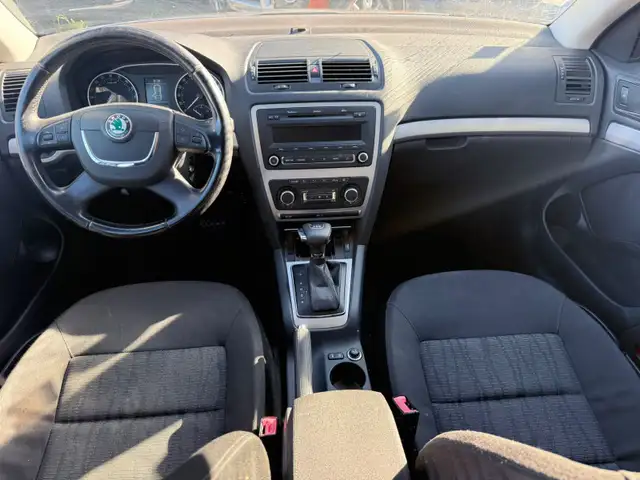 Skoda Octavia view 7