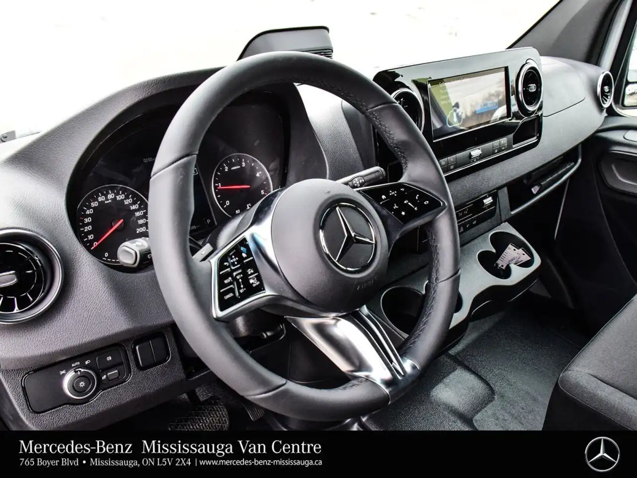 Mercedes-Benz Sprinter снимка Mercedes-Benz Sprinter