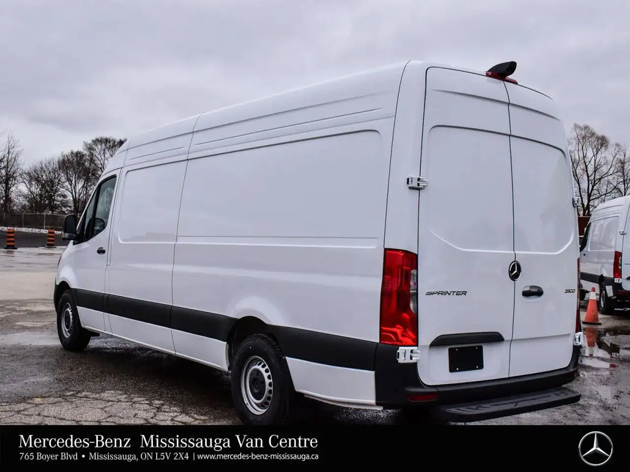 Mercedes-Benz Sprinter снимка Mercedes-Benz Sprinter