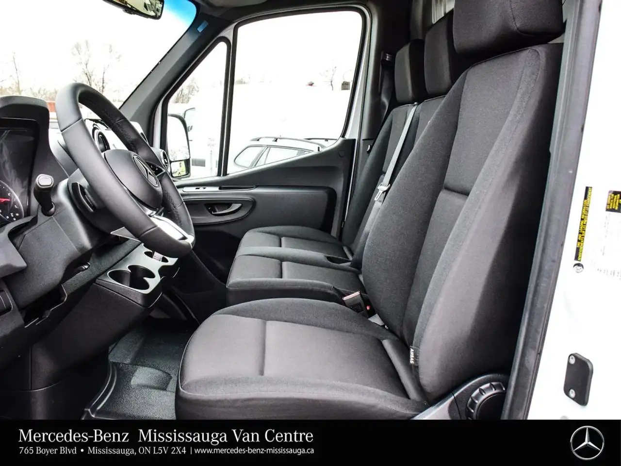 Mercedes-Benz Sprinter снимка Mercedes-Benz Sprinter