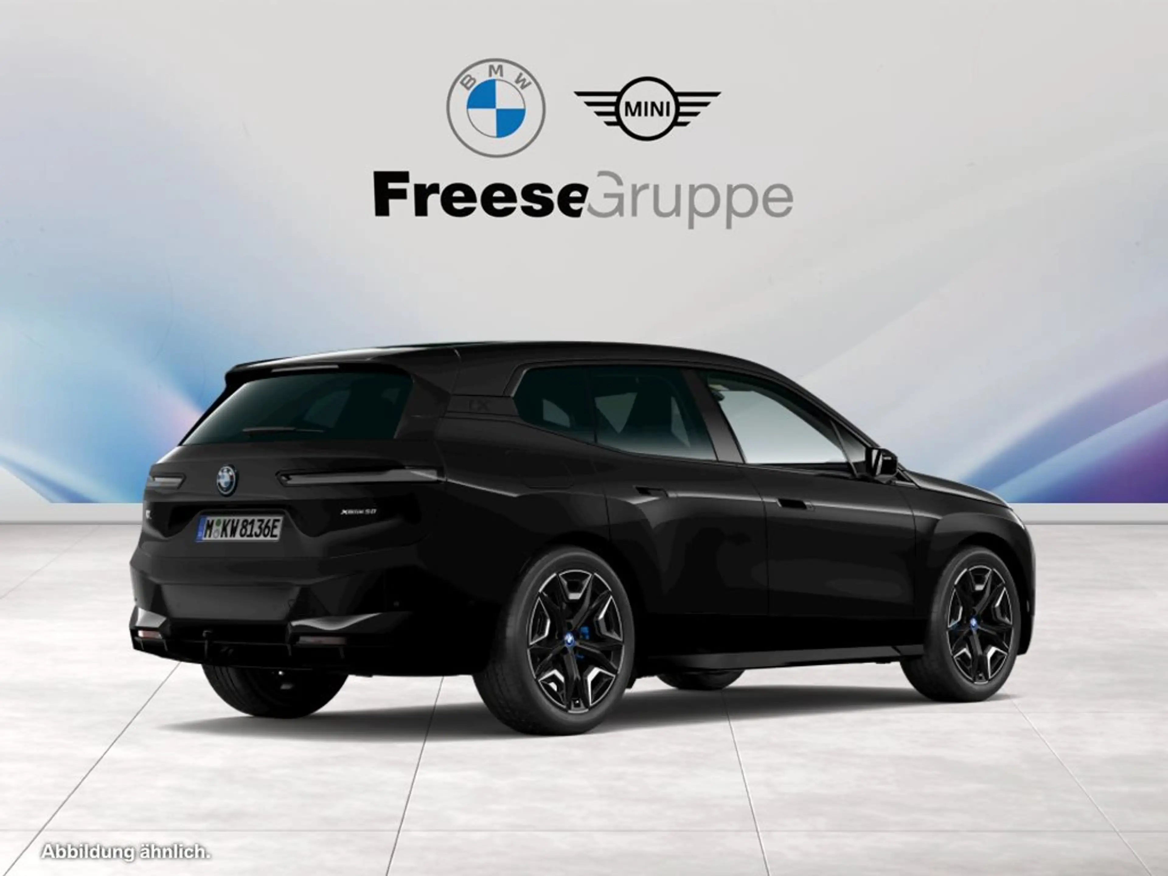 BMW iX xDrive50 — photo 2