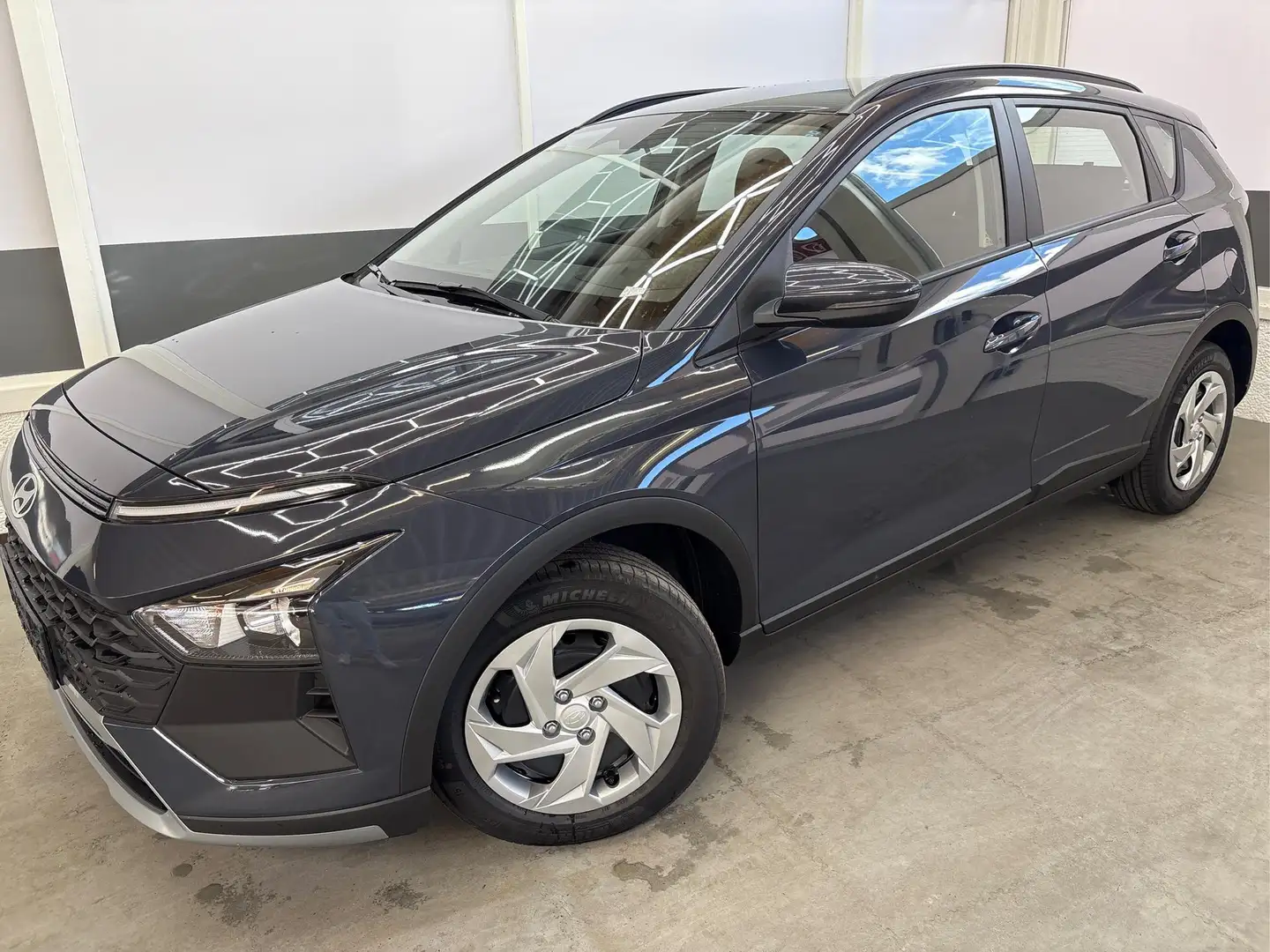 Hyundai BAYON LIFE FL DCT NAVI RFK PDC 1.0 T-GD-i 7-DCT 73,6k... Grau - 1