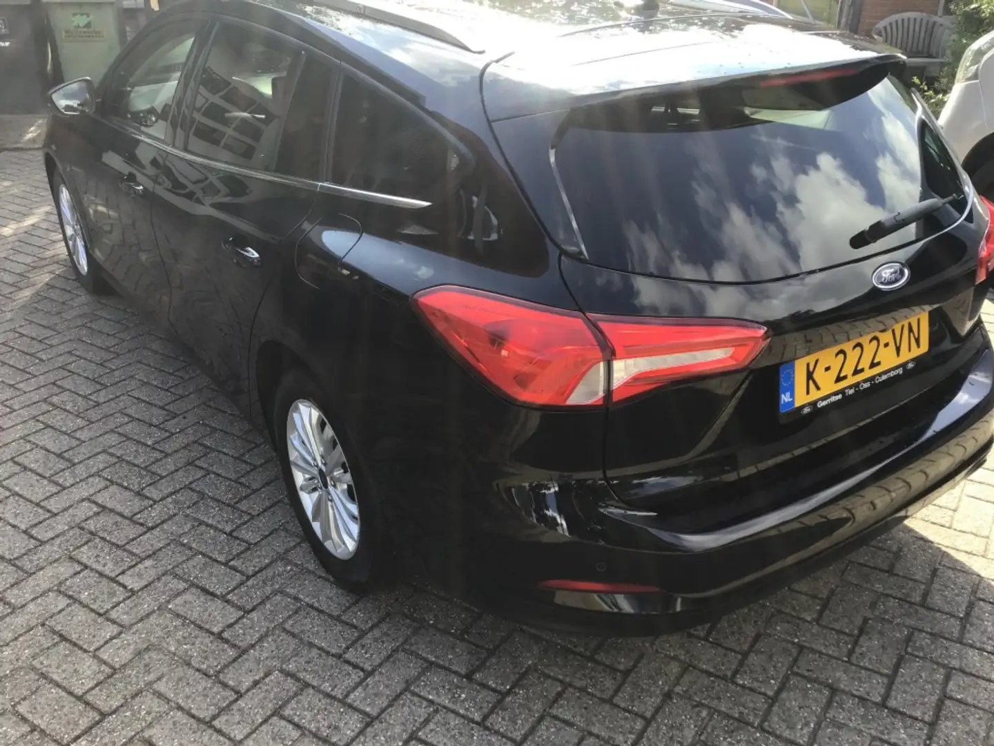 Ford Focus 1.0 ECOBOOST TITANIUM X BUSINESS Negro - 2