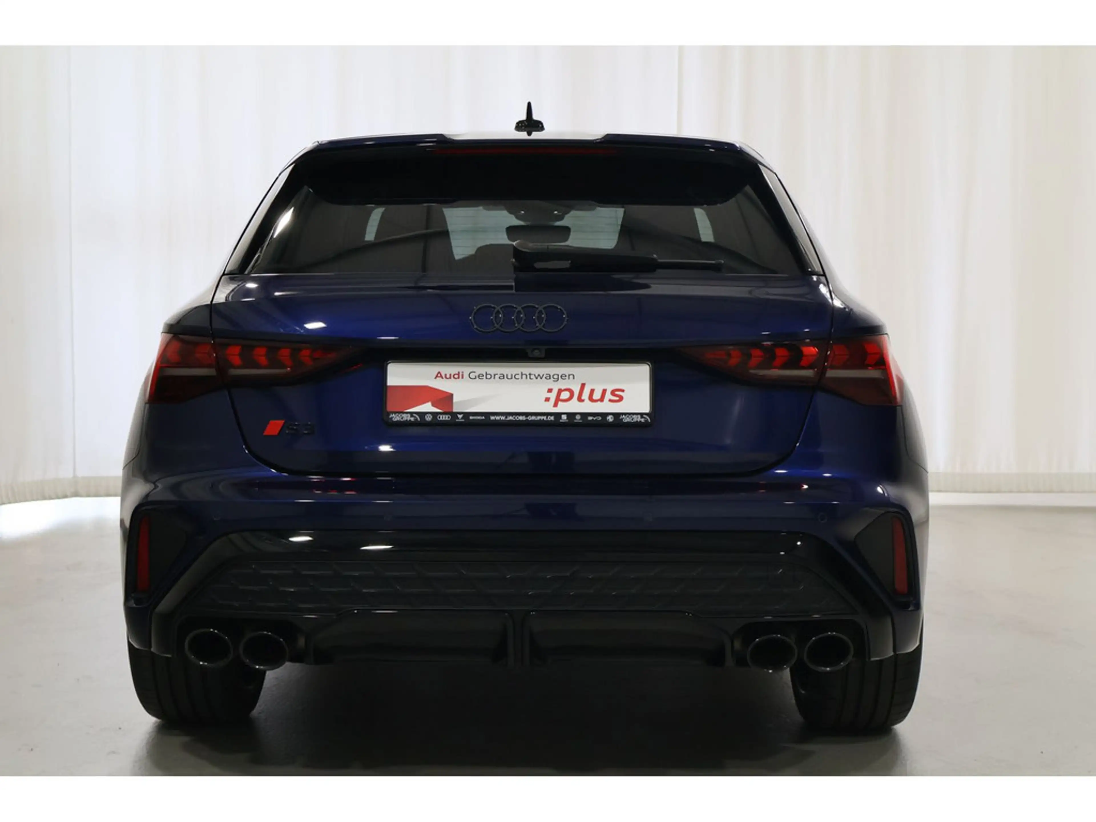 Audi S3 Sportback 2.0 TFSI quattro Pano*Matrix*R-Kamera * — photo 5