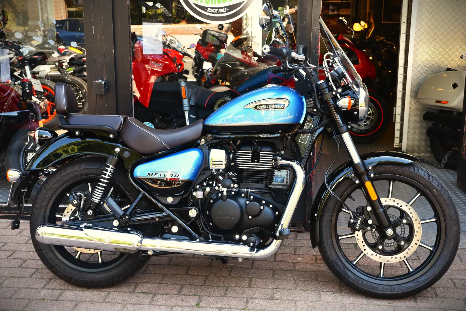 Royal Enfield Meteor 350 SUPERNOVA ***MOTO VERTE*** Blu/Azzurro - 2