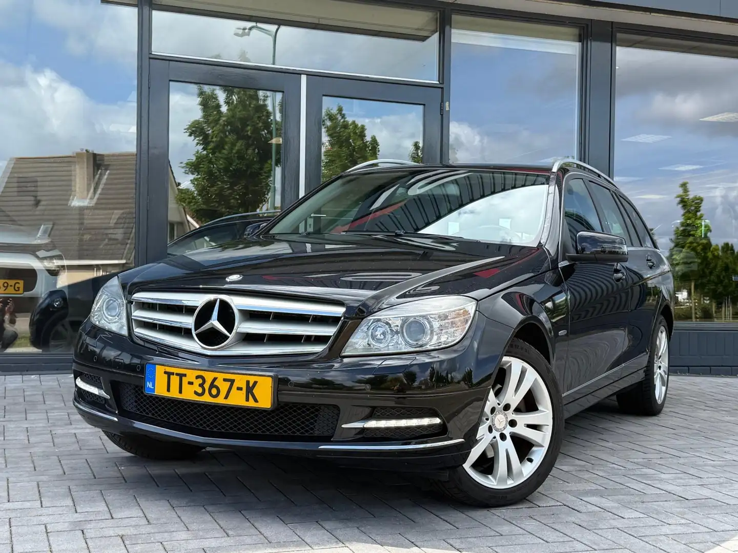 Mercedes-Benz C 180 Estate CGI BlueEFFICIENCY Avantgarde Automaat Nero - 2