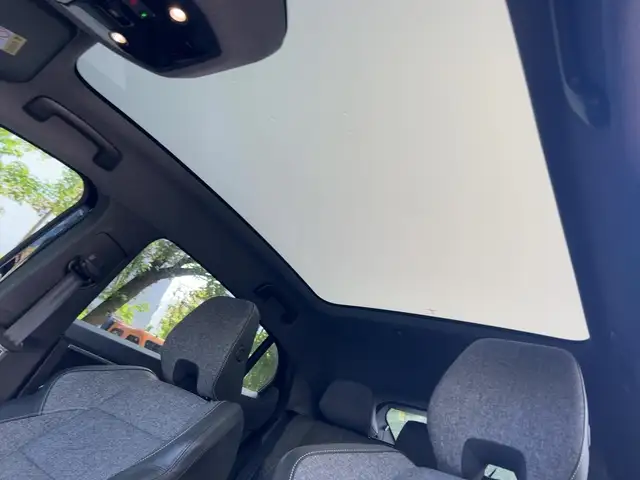 Renault Rafale view 16