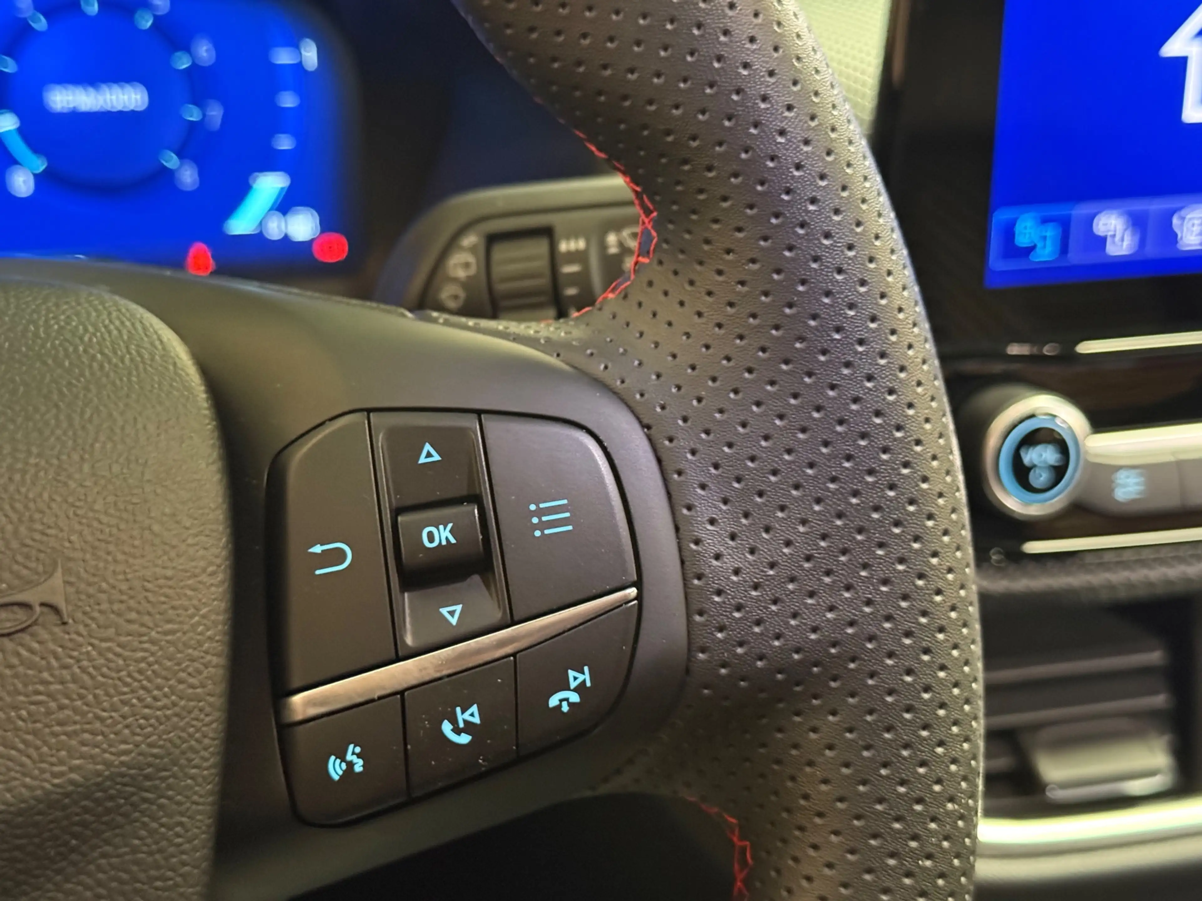 Ford Puma 1.0 EcoBoost Hybrid ST-Line | Stuur/Stoelverwarmin — photo 31