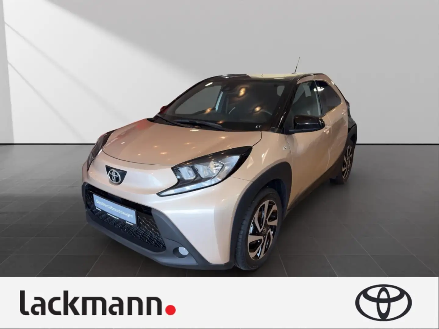 Toyota Aygo X 1.0 Teamplayer*CarPlay*DAB*SHZ*Kamera* Schwarz - 1