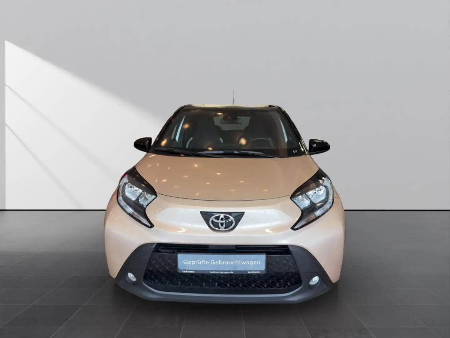Toyota Aygo X 1.0 Teamplayer*CarPlay*DAB*SHZ*Kamera* Schwarz - 2