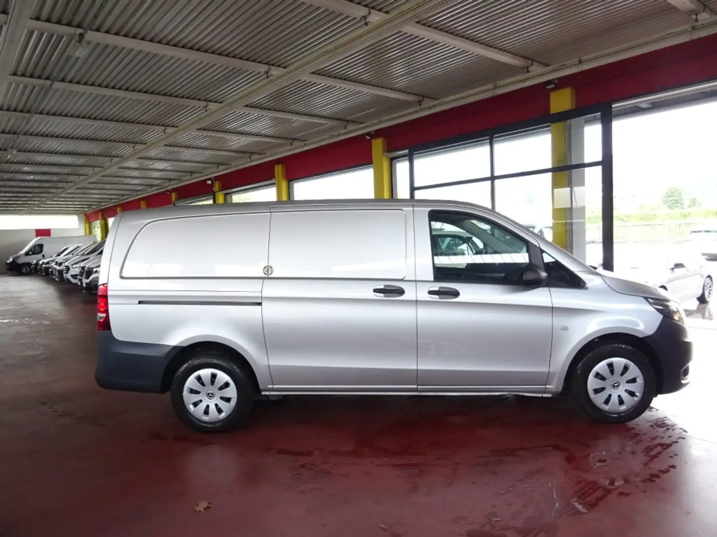Mercedes-Benz Vito 2.2 CDI 114hp PC-SL Furgone Long Argento - 2