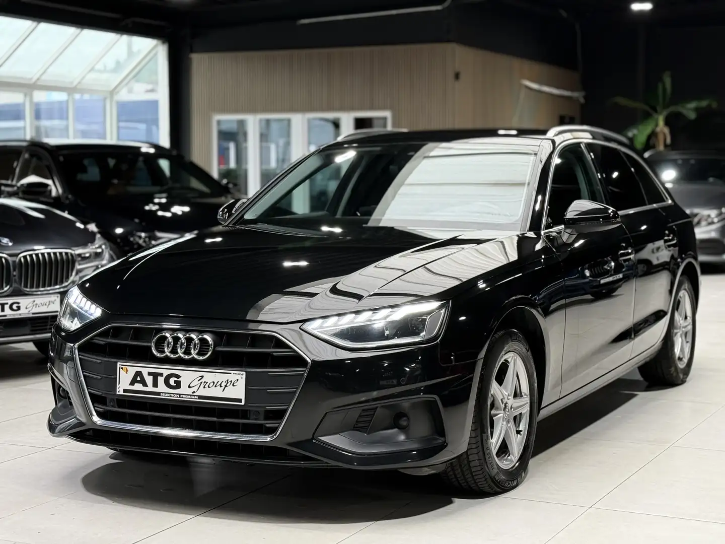 Audi A4 BREAK 2.0 TDI 150 CV BOITE AUTO FULL OPTIONS Zwart - 1