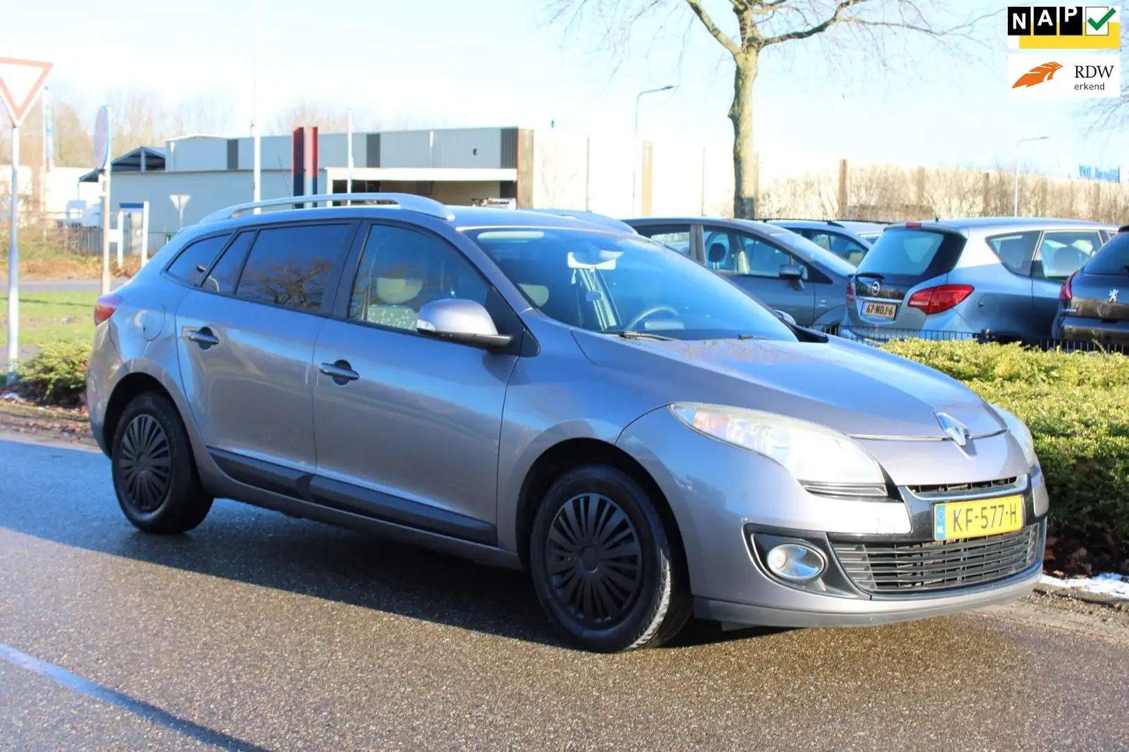 Renault Megane Estate 1.5 dCi EXPRESSION-uitv/CLIMA AIRCO/CRUISE Grijs - 1