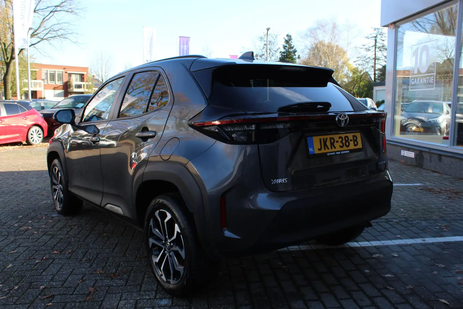 Toyota Yaris Cross 1.5 Hybrid 115 FIRST EDITION LED KOPLAMPEN STUUR-S Gris - 2