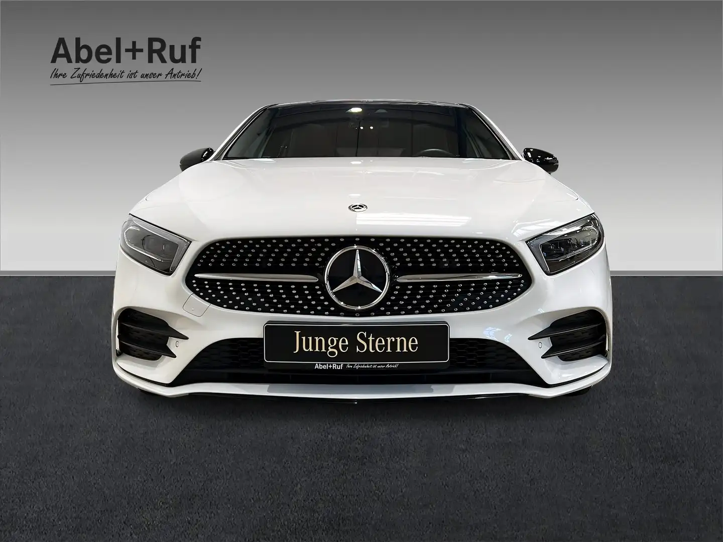 Mercedes-Benz A 250 e AMG+MULTI+DISTRO+NIGHT+Kamera+Ambi+HuD White - 2