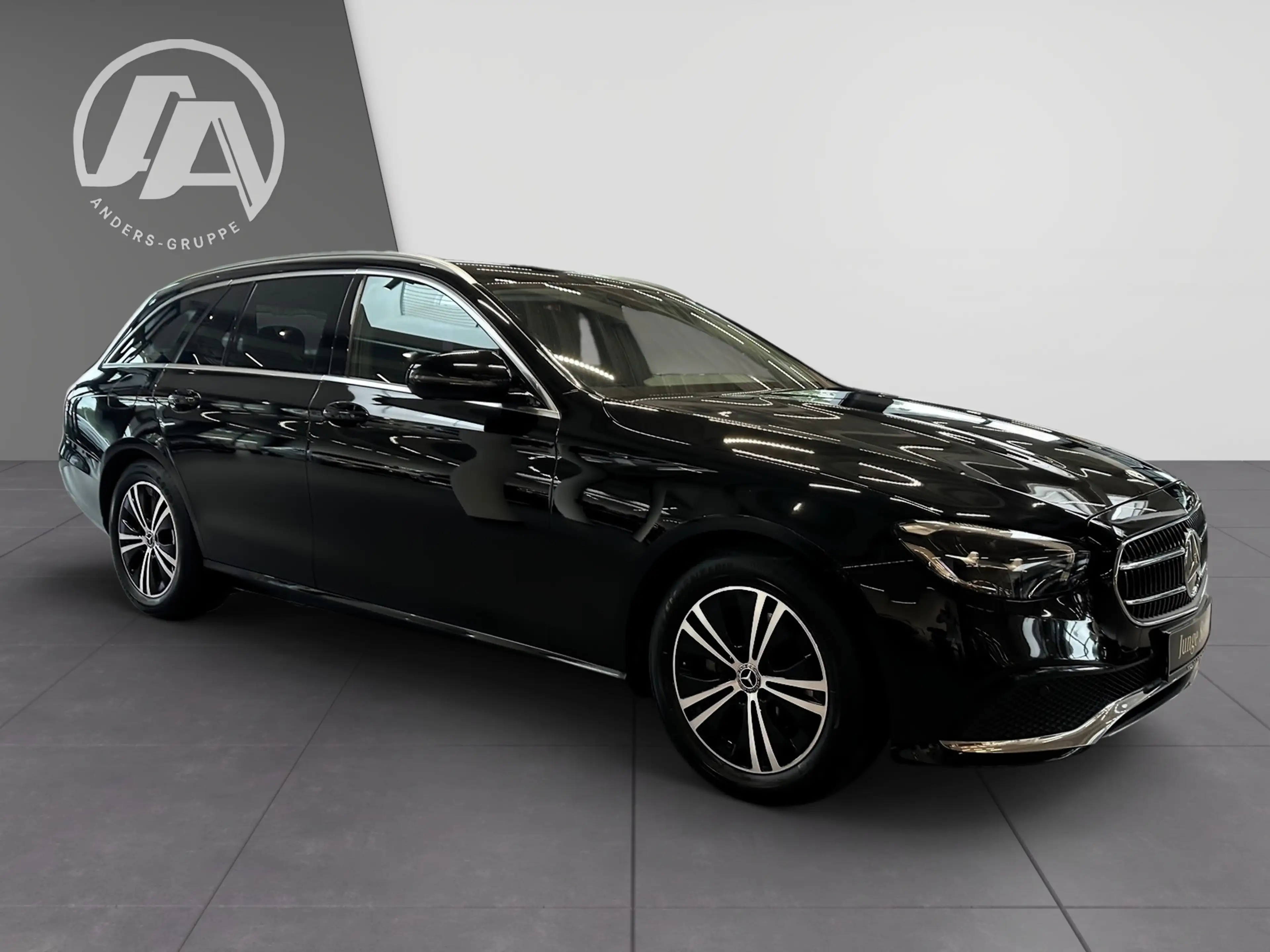 Mercedes-Benz E 200 d T AVANTGARDE+Burmester+AHK+LED+Navi+SHZ+ — photo 5
