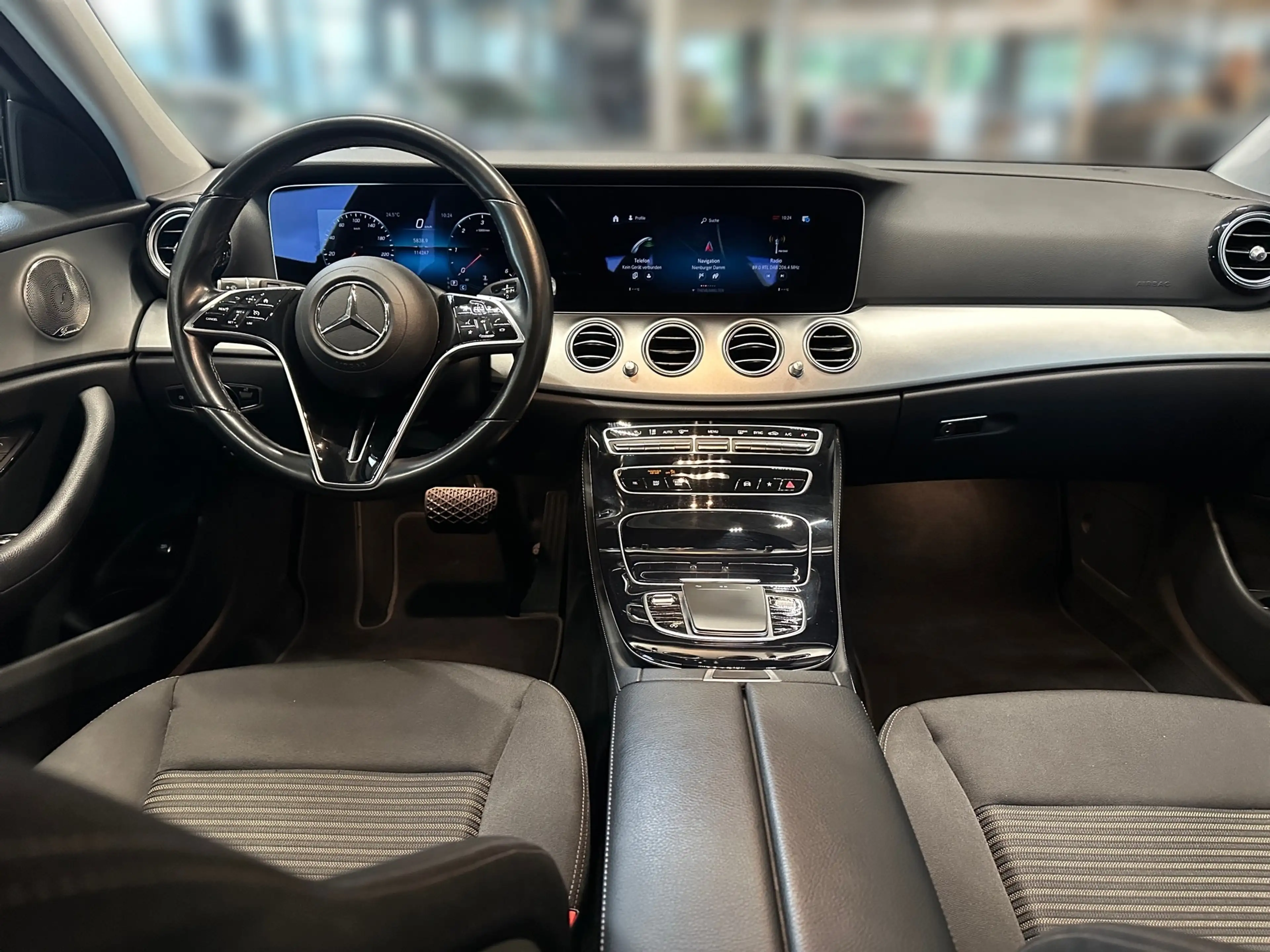 Mercedes-Benz E 200 d T AVANTGARDE+Burmester+AHK+LED+Navi+SHZ+ — photo 8