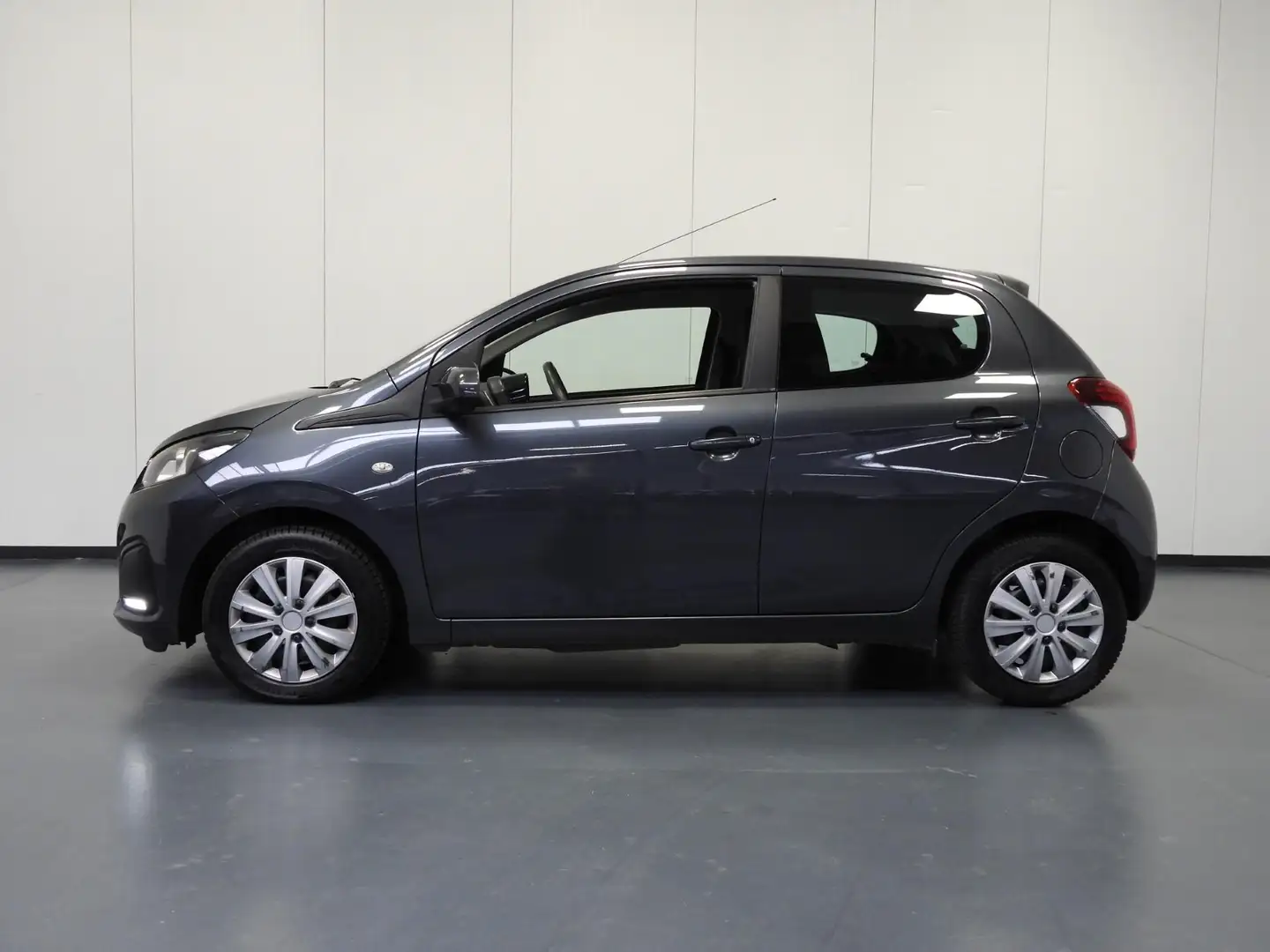 Peugeot 108 1.0 e-VTi Envy AIRCO/BLUETOOTH Gris - 2