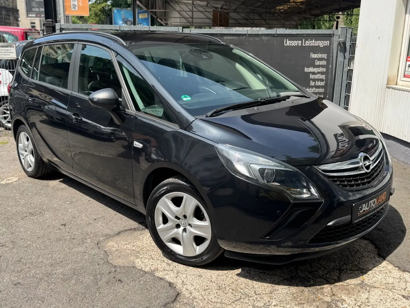 Opel Zafira C Tourer 2.0l*2.HAND*SZHG*PDC*NAVI*KLIMA* Zwart - 1