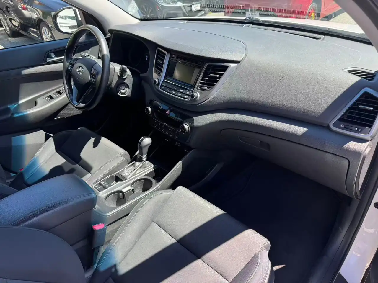 Hyundai TUCSON снимка Hyundai TUCSON