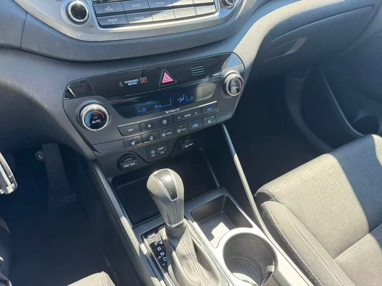 Hyundai TUCSON снимка Hyundai TUCSON