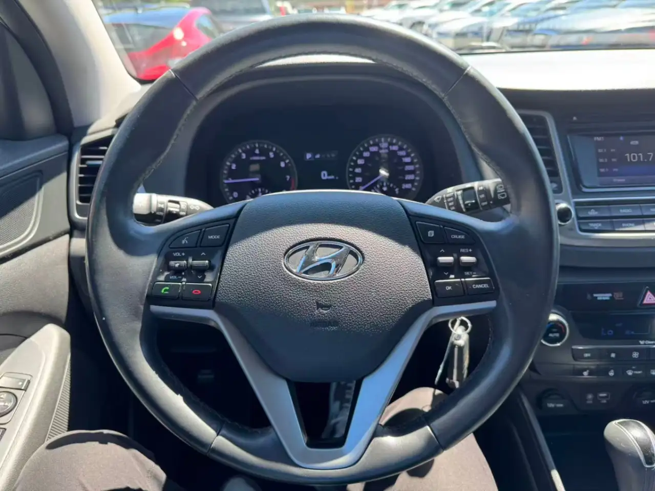 Hyundai TUCSON снимка Hyundai TUCSON