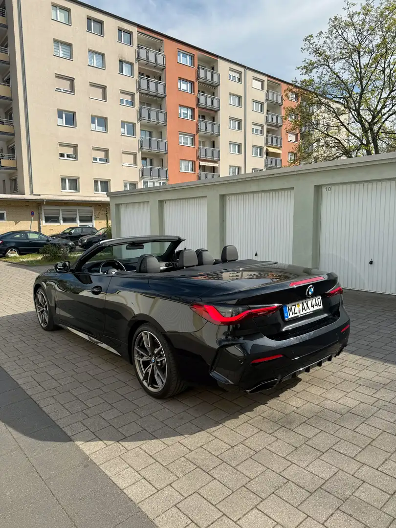 BMW 440 M440i xDrive Cabrio Schwarz - 2