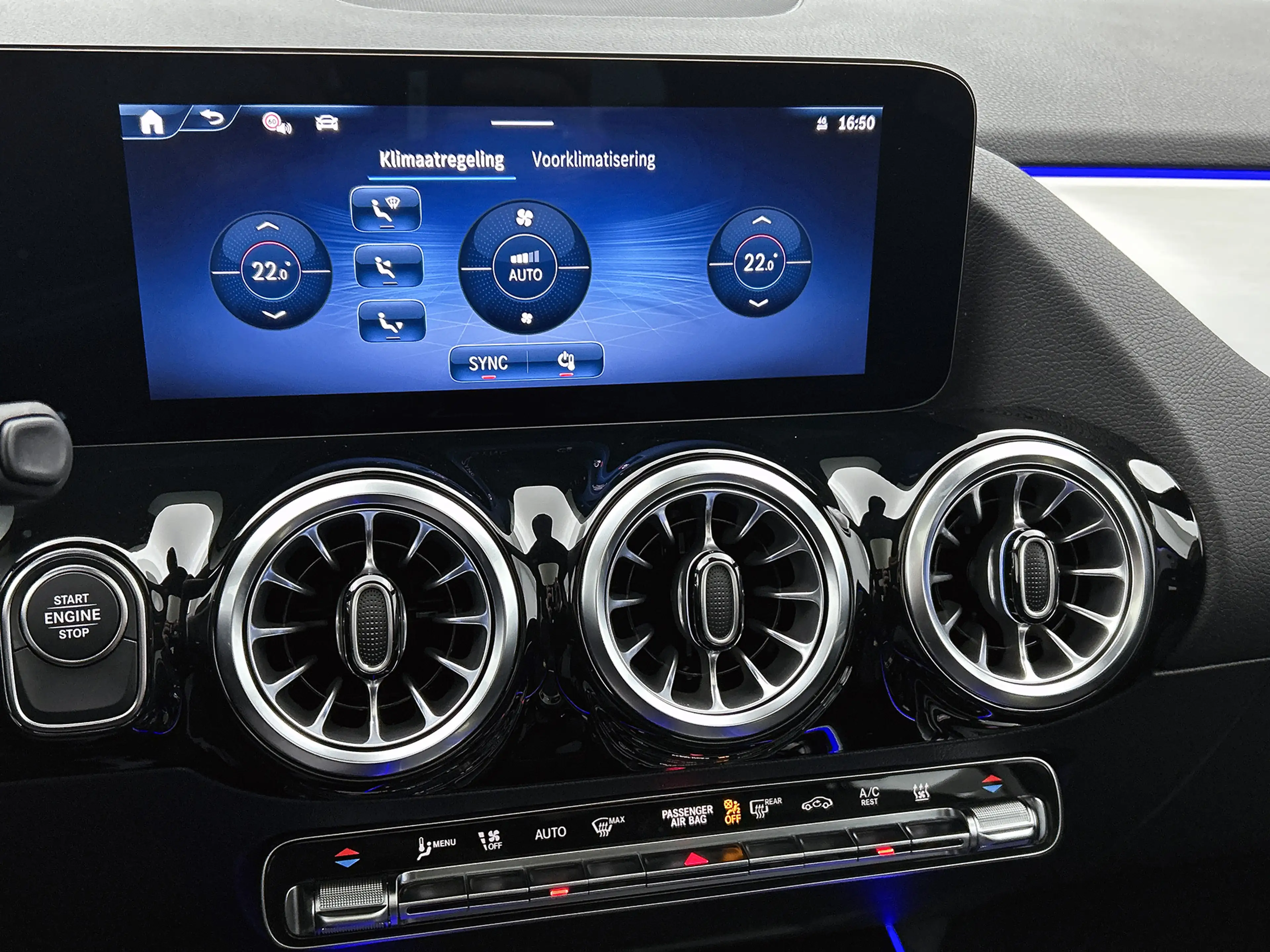 Mercedes-Benz GLA 250 e Business Solution AMG | AMG Line Plus pakket | T — photo 10