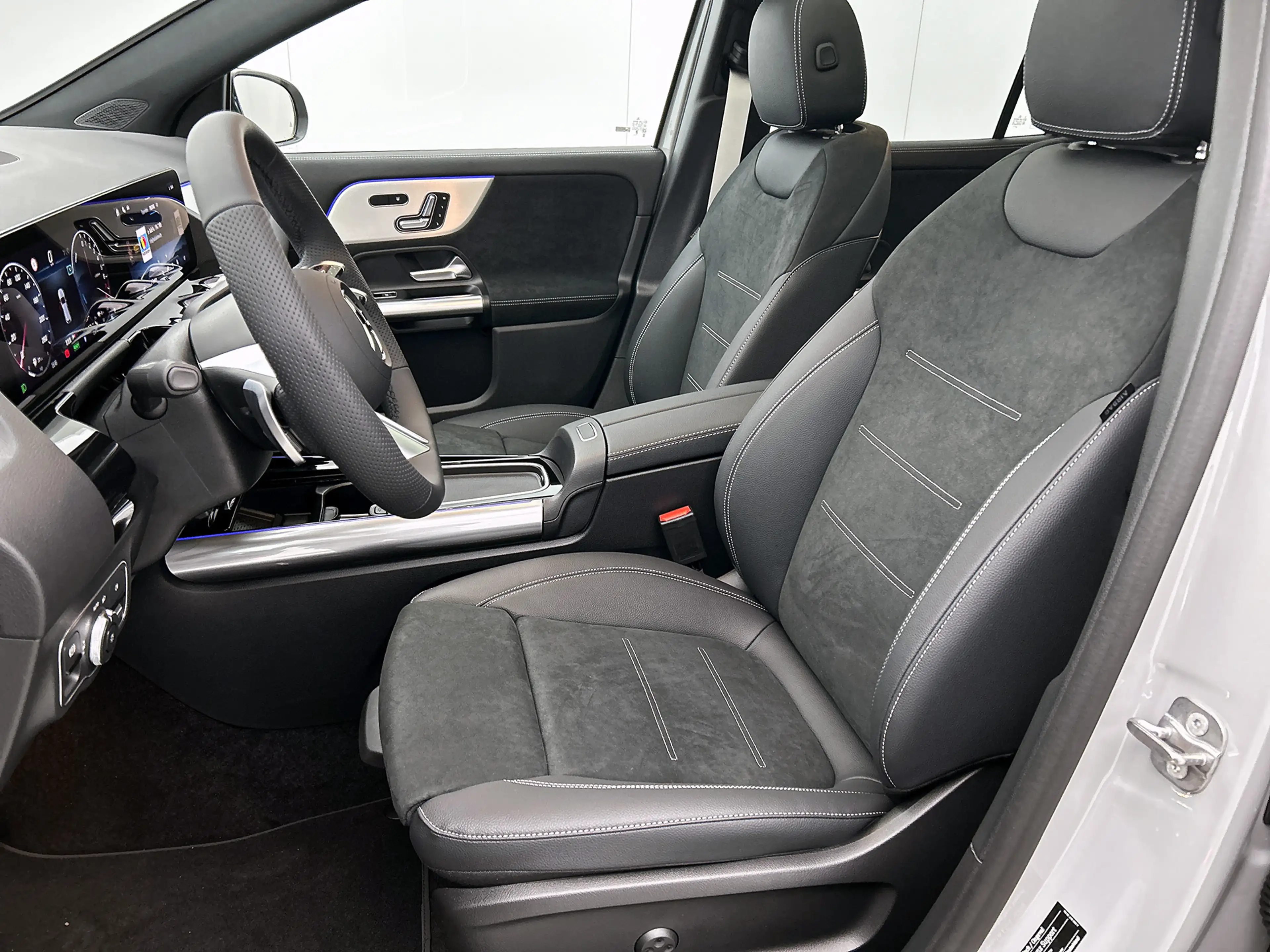 Mercedes-Benz GLA 250 e Business Solution AMG | AMG Line Plus pakket | T — photo 5