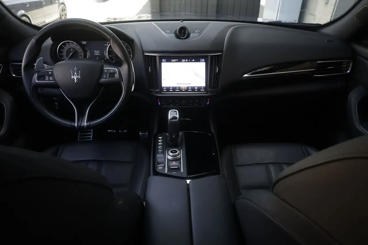 Maserati Levante 2021