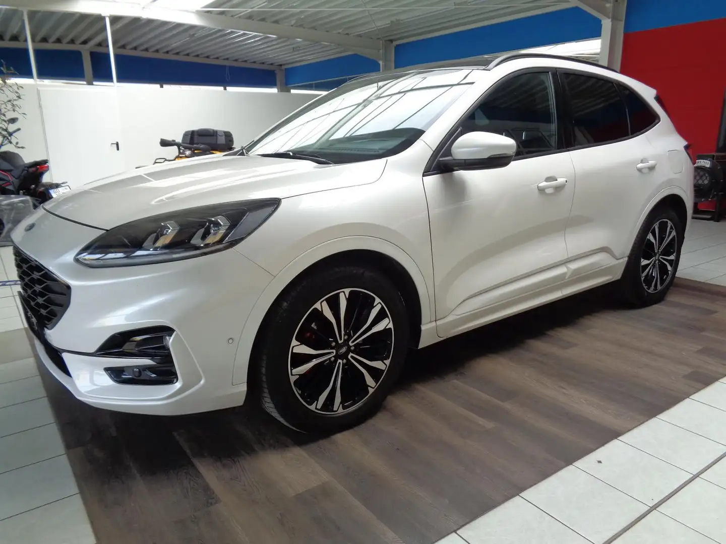 Ford Kuga ST-Line X Hybrid.LED.el.AHK.HUD.STHZG.PANO Weiß - 2