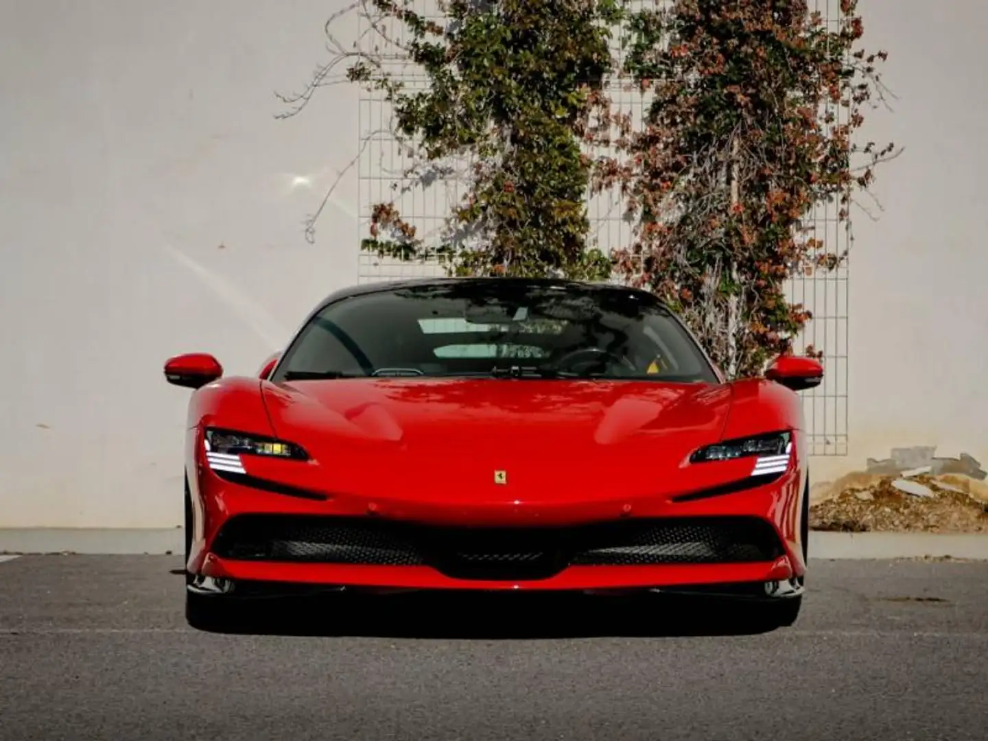 Ferrari SF90 Stradale STRADALE Rouge - 2