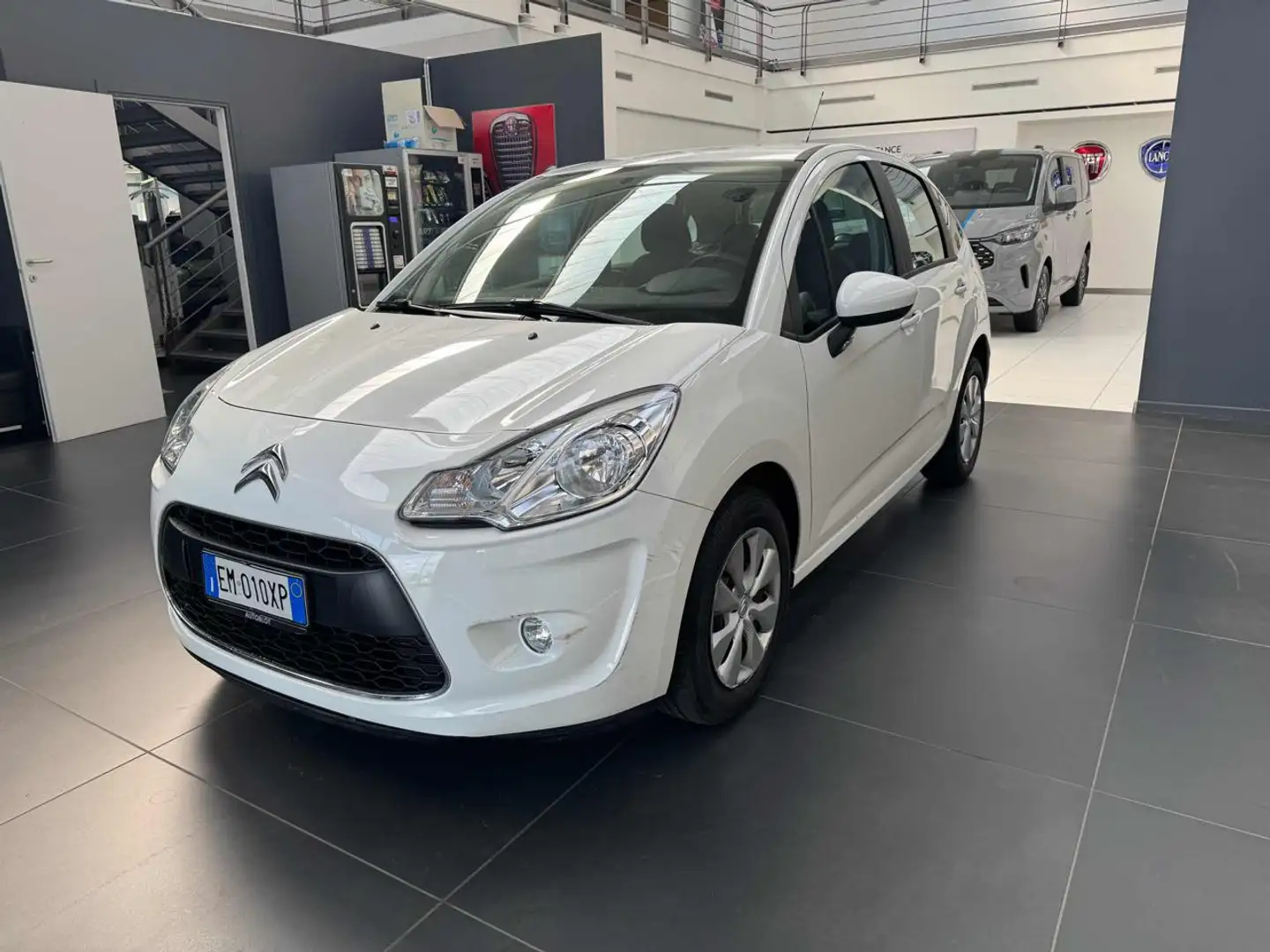 Citroen C3 1.1 Attraction Bianco - 2