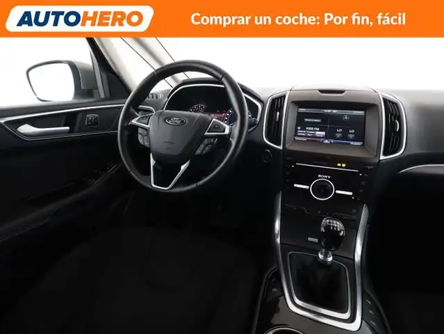Ford S-Max view 14
