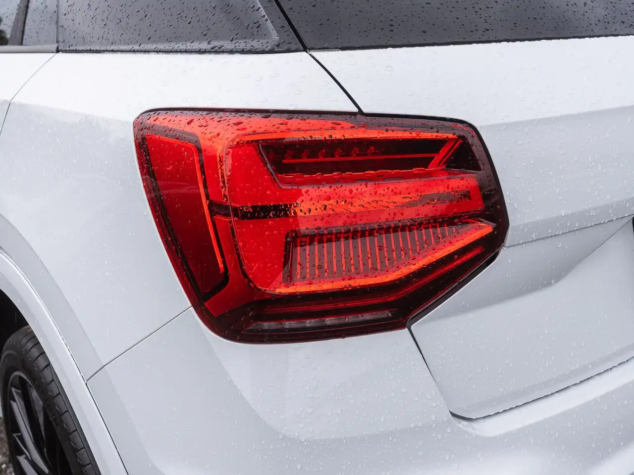 Audi Q2 S line 35TFSI Stronic Navi LED Panorama GRA, миниатюра 9