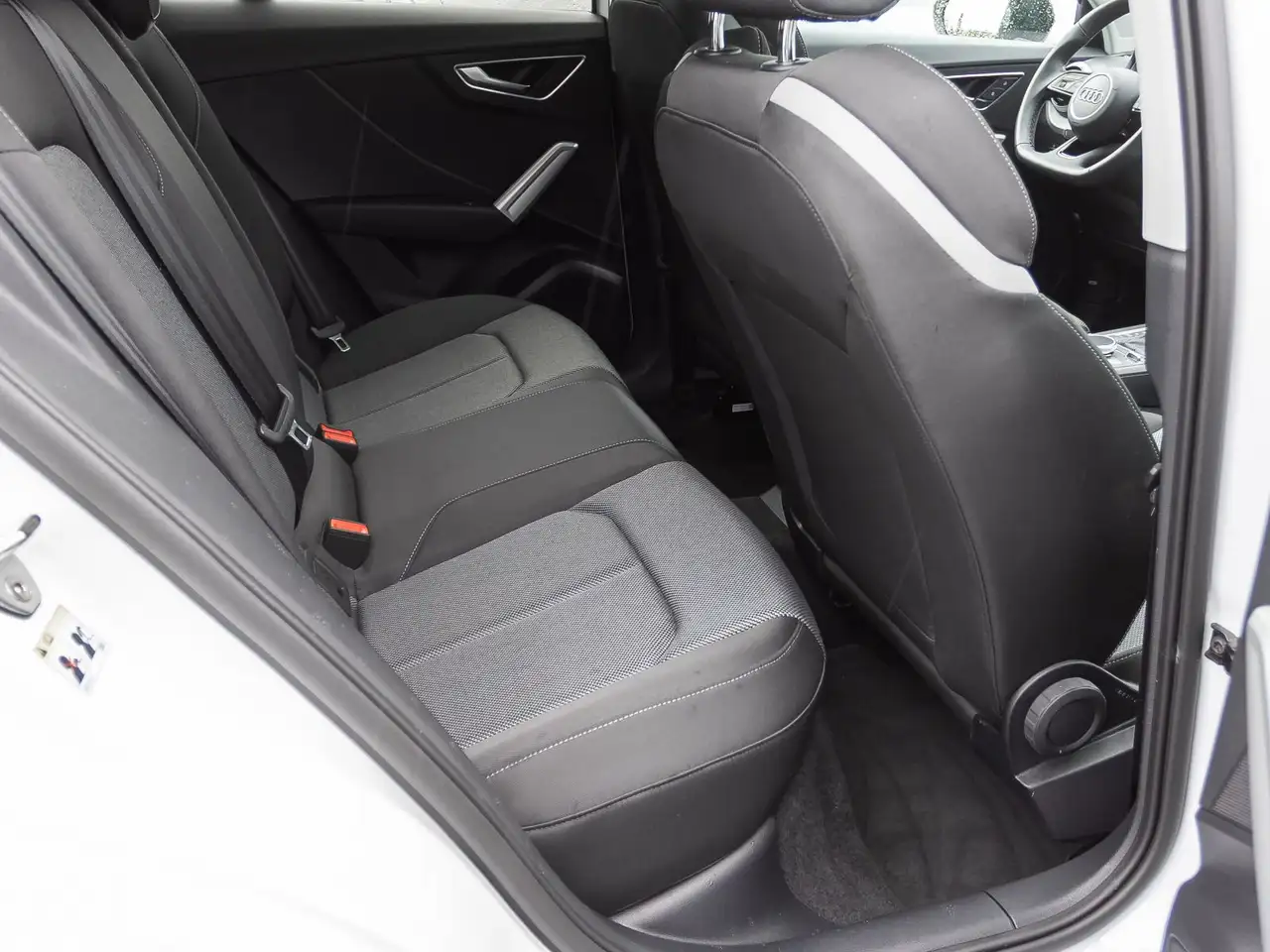 Audi Q2 S line 35TFSI Stronic Navi LED Panorama GRA, миниатюра 26