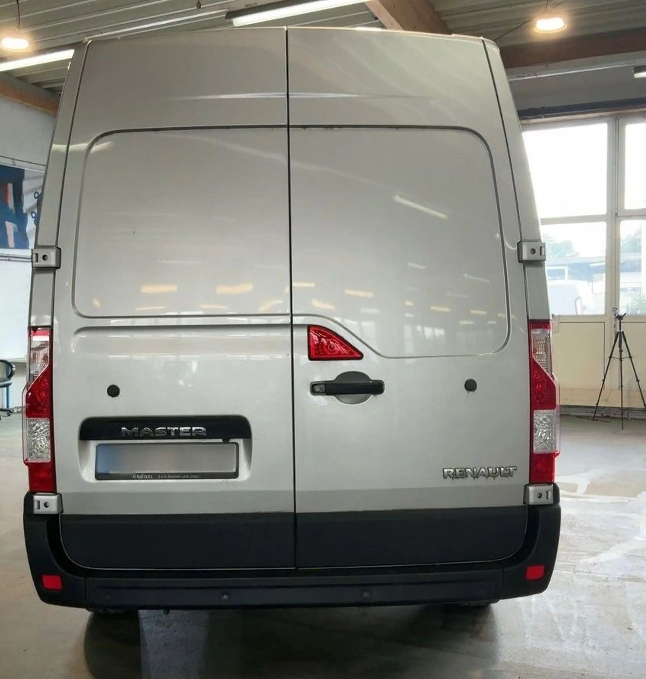 Renault Master L2H2 HKa 3,3t aus 1. HAND CAM KLIMA — photo 10