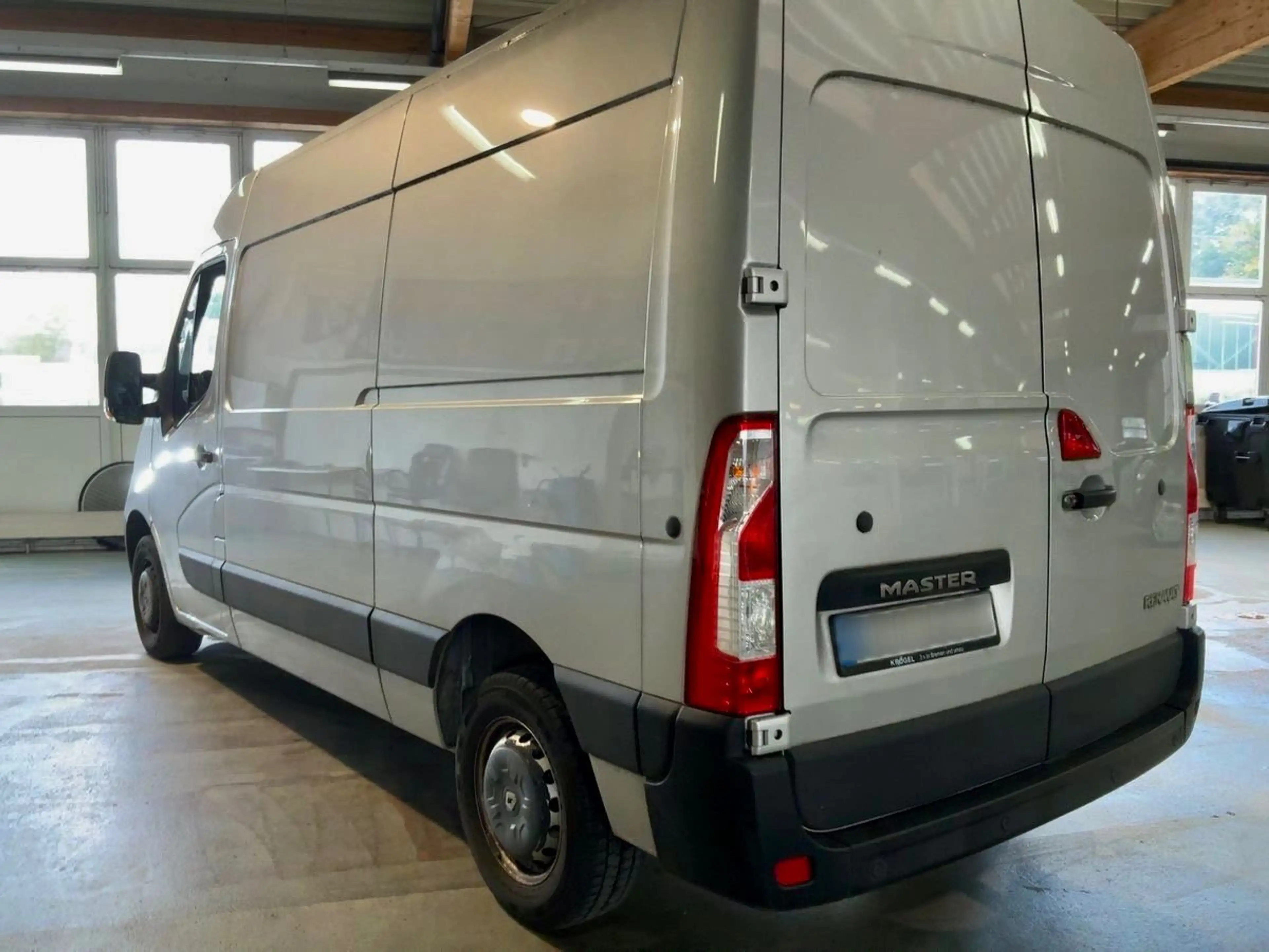 Renault Master L2H2 HKa 3,3t aus 1. HAND CAM KLIMA — photo 9