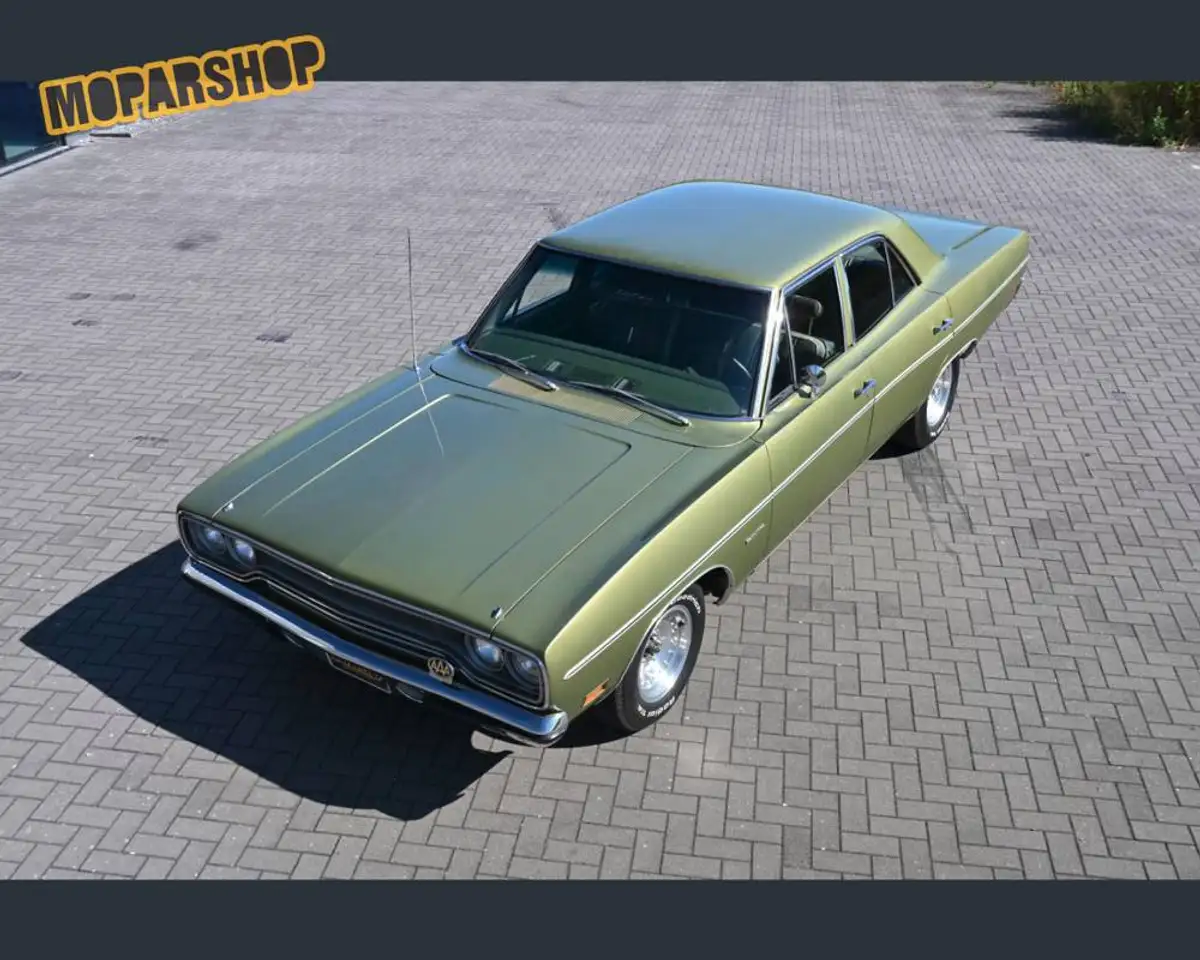 Plymouth Satellite High / 4 Door Sedan / B-Body / 318cui (5.2L), foto 11