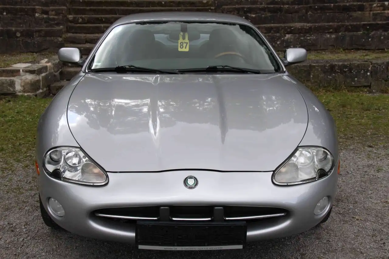 Jaguar XK 8 Coupe 3 Jahre Garantie, foto 1