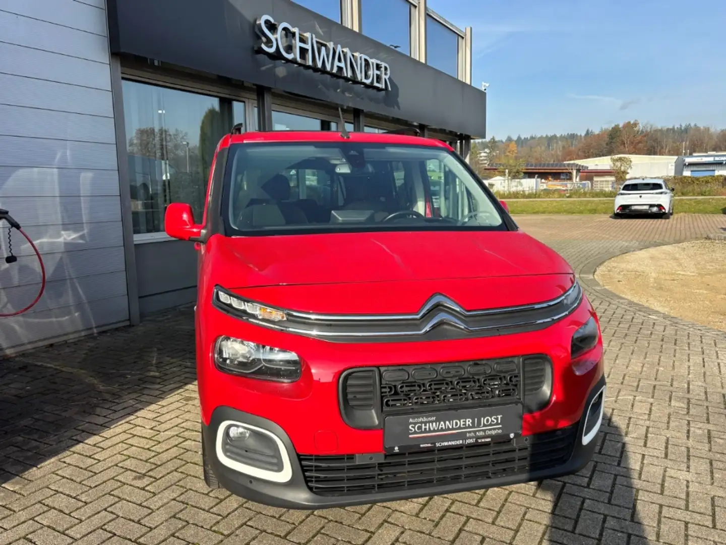 Citroen Berlingo Shine M Rouge - 1