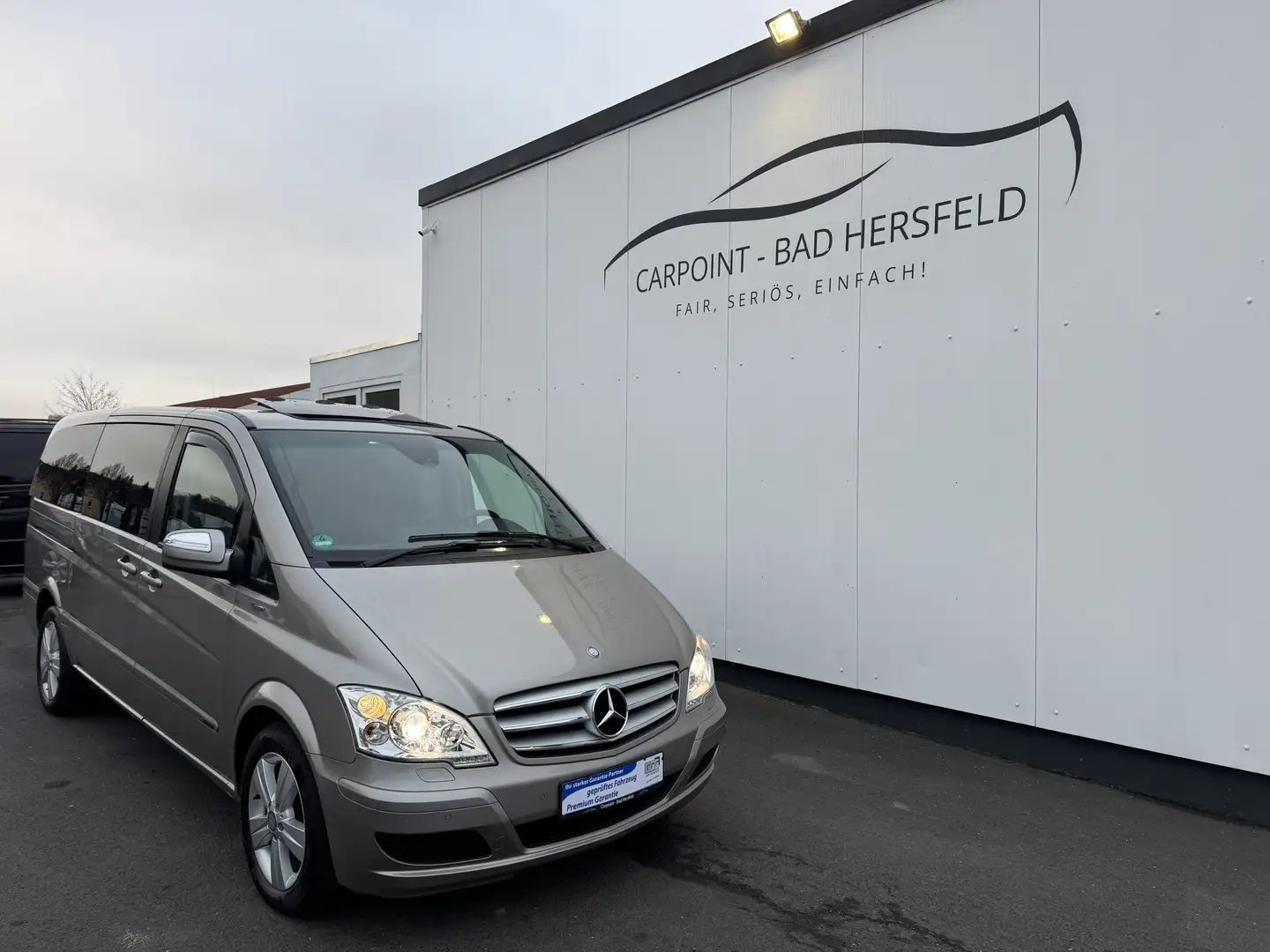 Mercedes-Benz Viano 3.0 CDI Ambiente Edition lang (639.813) Gris - 1