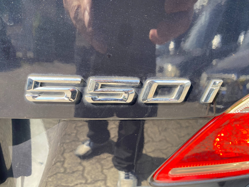 BMW 550 550i Touring M-SPORTPAKET — photo 15