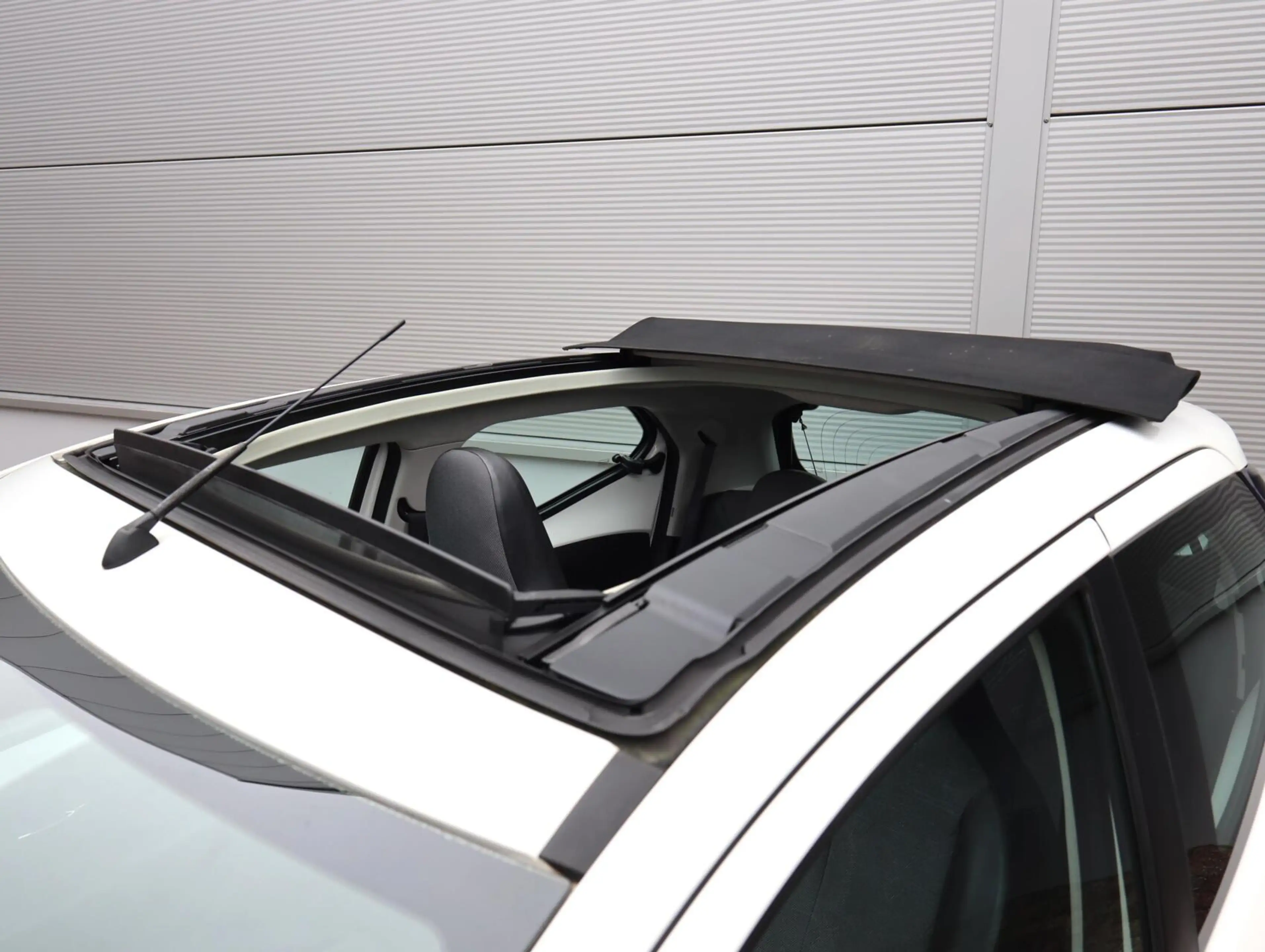 Toyota Aygo 1.0 VVT-i x-wave Automaat 5drs Vol-Opties Cabrio — photo 18