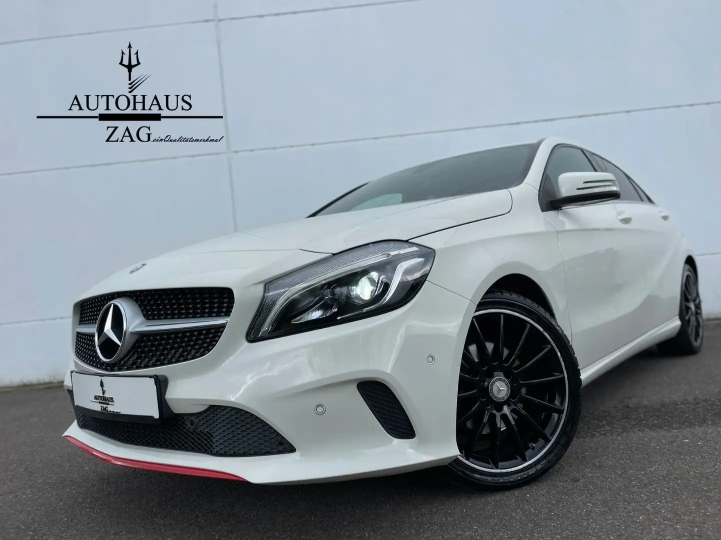 Mercedes-Benz A 160 Score Automatik*KAMERA*T.LEDER*LED*NAVI* Weiß - 1