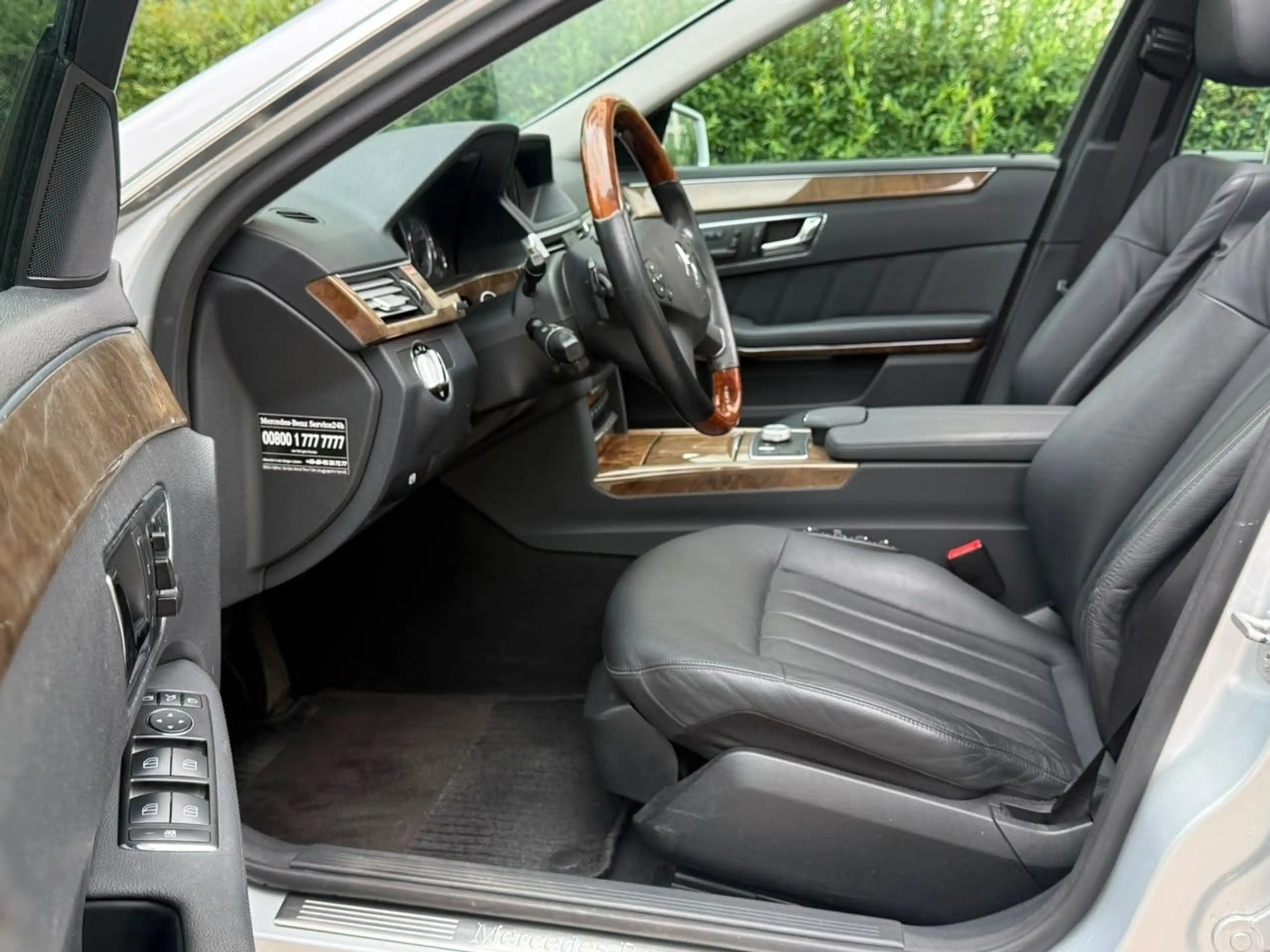 Mercedes-Benz E 350 E Limousine E 350 CGI BlueEfficiency — photo 15