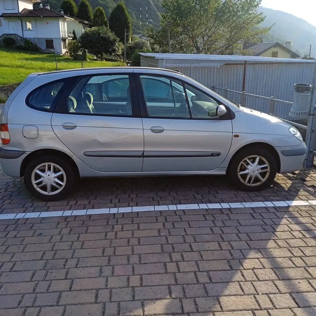 Renault Megane 1.9 tdi scenic - 2